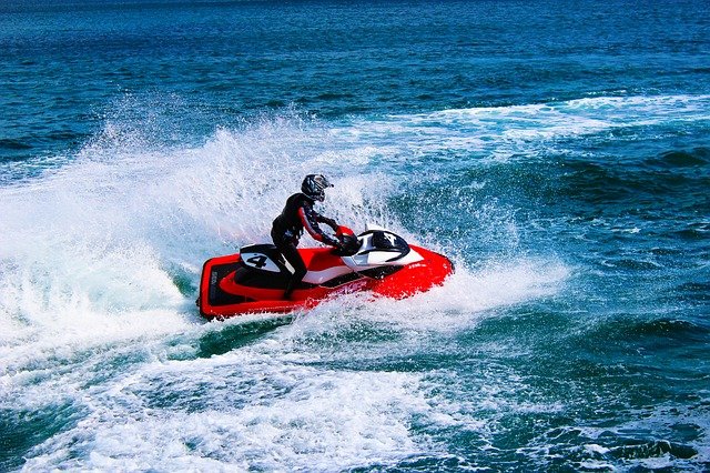 jet-ski-with-saddle